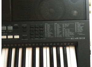 Yamaha PSR-E433