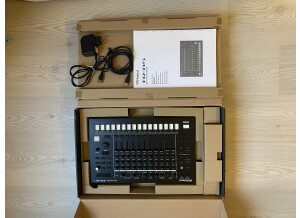 Roland TR-8S (14157)