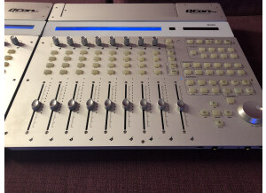iCon QCon Pro (3627)
