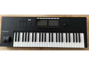 Native Instruments Komplete Kontrol S49 mk2 (75394)