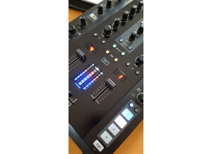 Native Instruments Traktor Kontrol Z2 (84566)