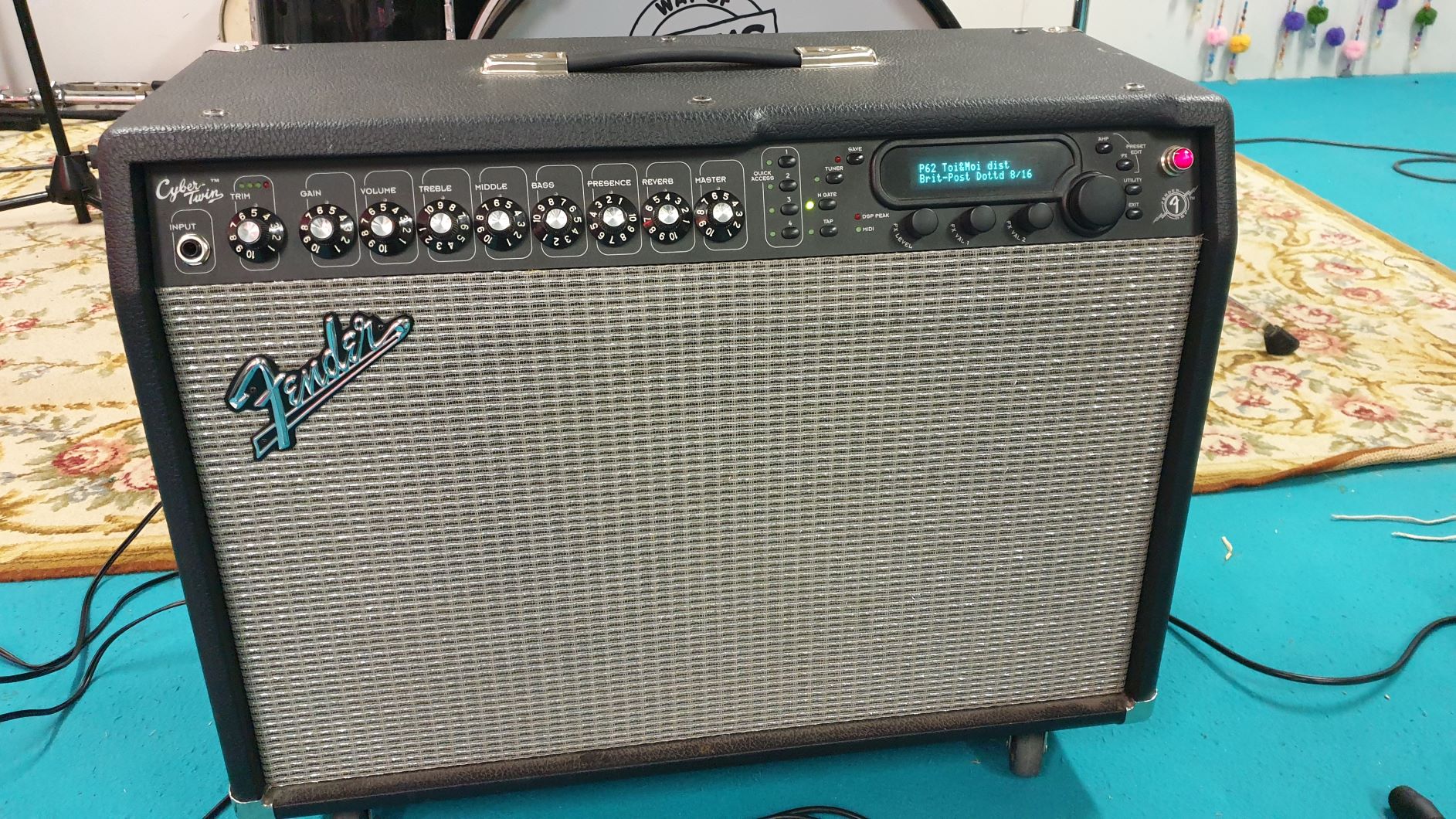 Fender Cyber-Twin Combo