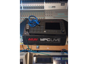 Akai Professional MPC Live (12788)