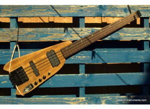 M7Instruments Basse voyage démontable (80789)