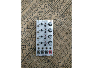 Intellijel Designs Quad VCA (93751)