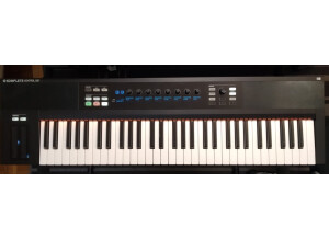 Native Instruments Komplete Kontrol S61 (32170)