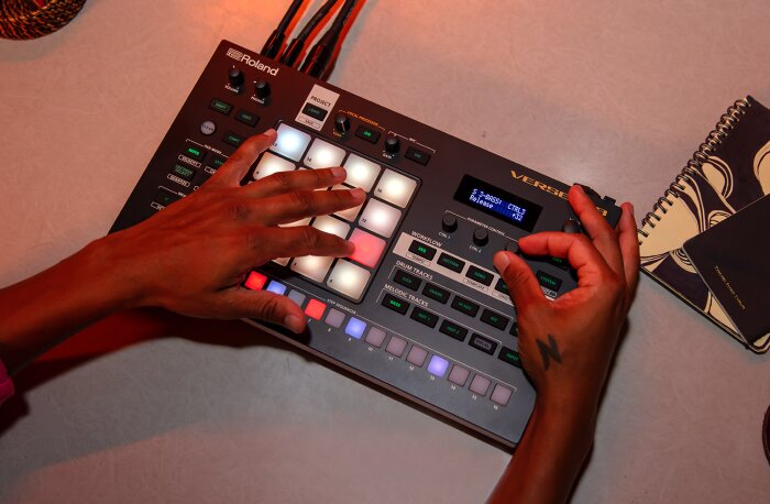 img_verselab_mv-1_07 img_verselab_mv-1_07