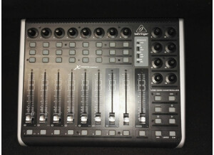 Behringer X-Touch Compact (13053)