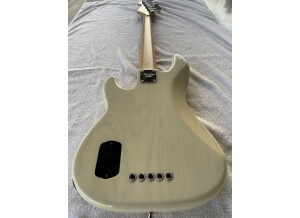 Fender American Deluxe Precision Bass V [1998-2001]