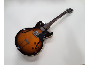 Gibson ES-135 (80599)