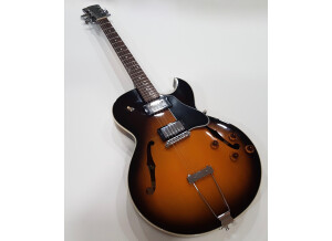 Gibson ES-135 (32380)