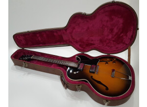 Gibson ES-135 (49443)