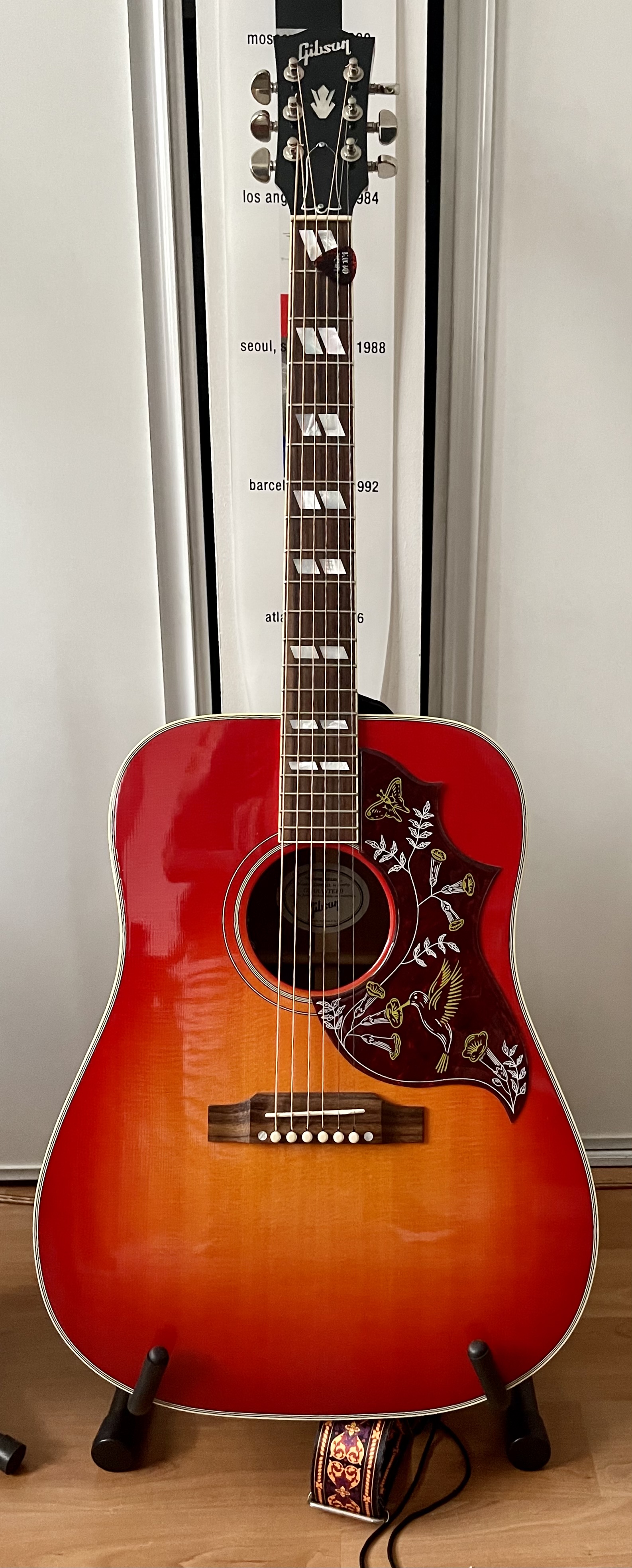 Gibson Hummingbird