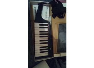 MadCatz Wireless Keyboard (81980)