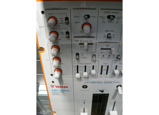 ... le numérique selon Vestax...