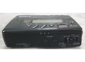 Sony TCD-D8 (31672)