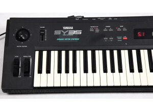 Yamaha SY35 (96271)