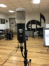 Soundelux USA U195