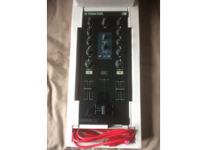 Native Instruments Traktor Kontrol Z1 (97069)