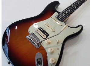 Fender American Professional Stratocaster HSS Shawbucker (57012)