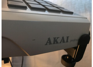Akai Professional MPC2000 (74959)