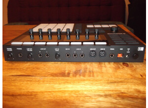 Native Instruments Maschine mk3 (49033)