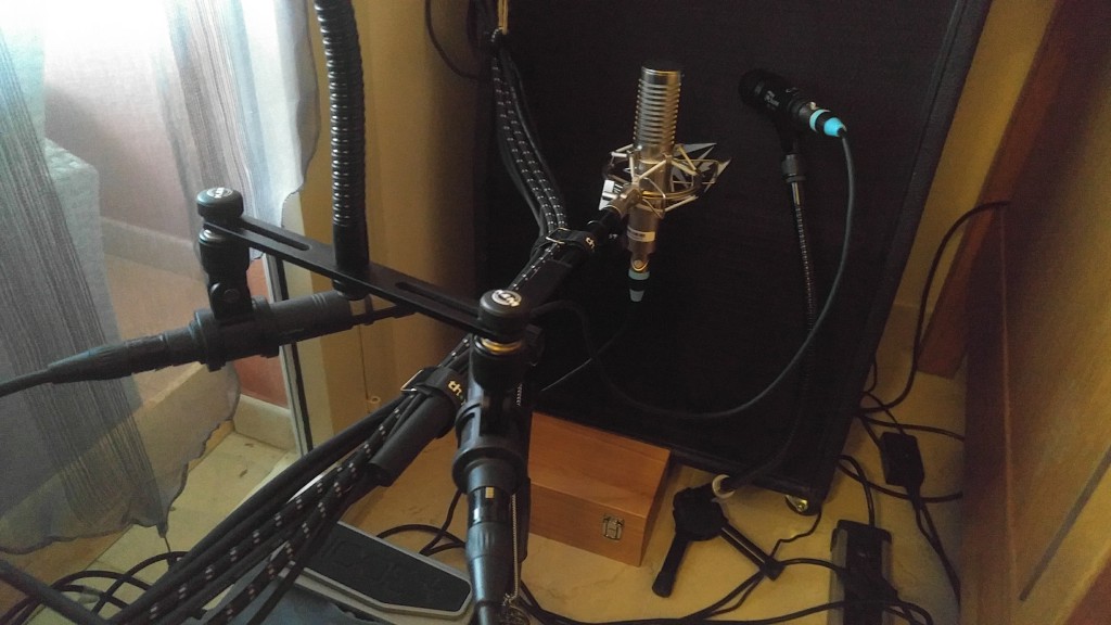 The T.bone EM 800 Stereo Set