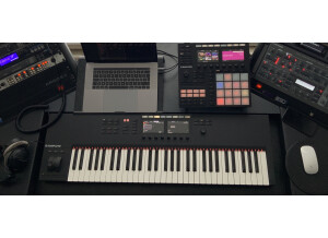 Native Instruments Komplete Kontrol S61 mk2 (77176)
