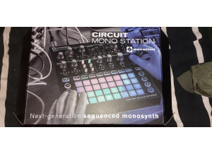 Novation Circuit Mono Station (57937)