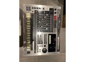 Roland MC-808 (78352)
