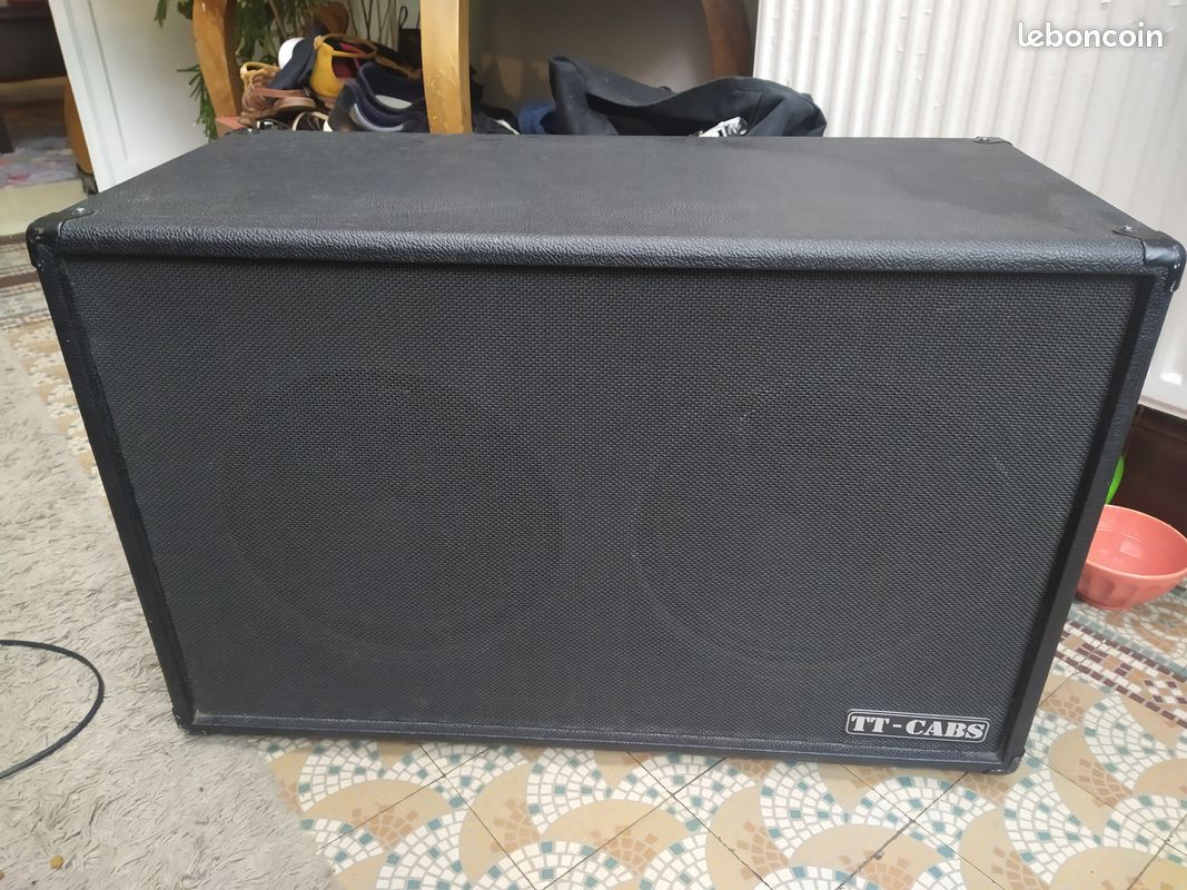 Tube deals Town Cab Rex 2x12