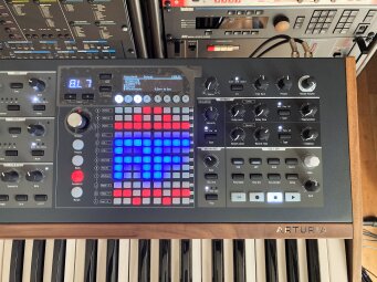 PolyBrute_2tof 08 PolyBrute_2tof 08