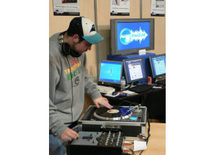 ...pour un Trip-Hop Jazz en totale impro, sur des thèmes de Wayne Shorter, Miles Davis...