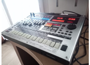 Roland MC-808 (42309)