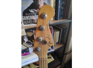 Fender Deluxe Active Jazz Bass [2004-current] (96577)