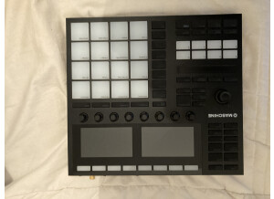Native Instruments Maschine mk3 (8245)