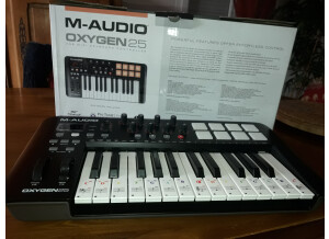 M-Audio Oxygen 25 MK IV (7855)