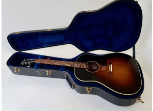 Gibson J-45 Standard (34691)