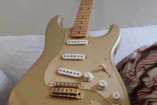 Fender 50th Anniversary Golden Stratocaster (2004)