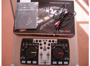 Mixvibes U-Mix Control Pro (82825)