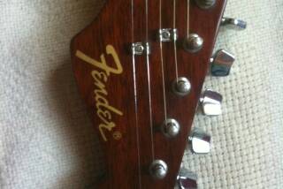 Fender AG15-N