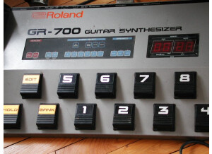 Roland GR-700 (49373)