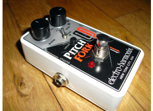 Electro-Harmonix Pitch Fork (2408)