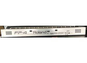 ROLAND FP4.JPG