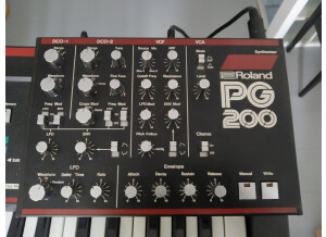 Roland PG-200 (5953)