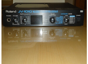 Roland JV-1010 (37817)