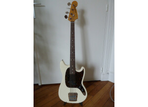 Fender [Mustang Series] Mustang Bass - Vintage White Rosewood