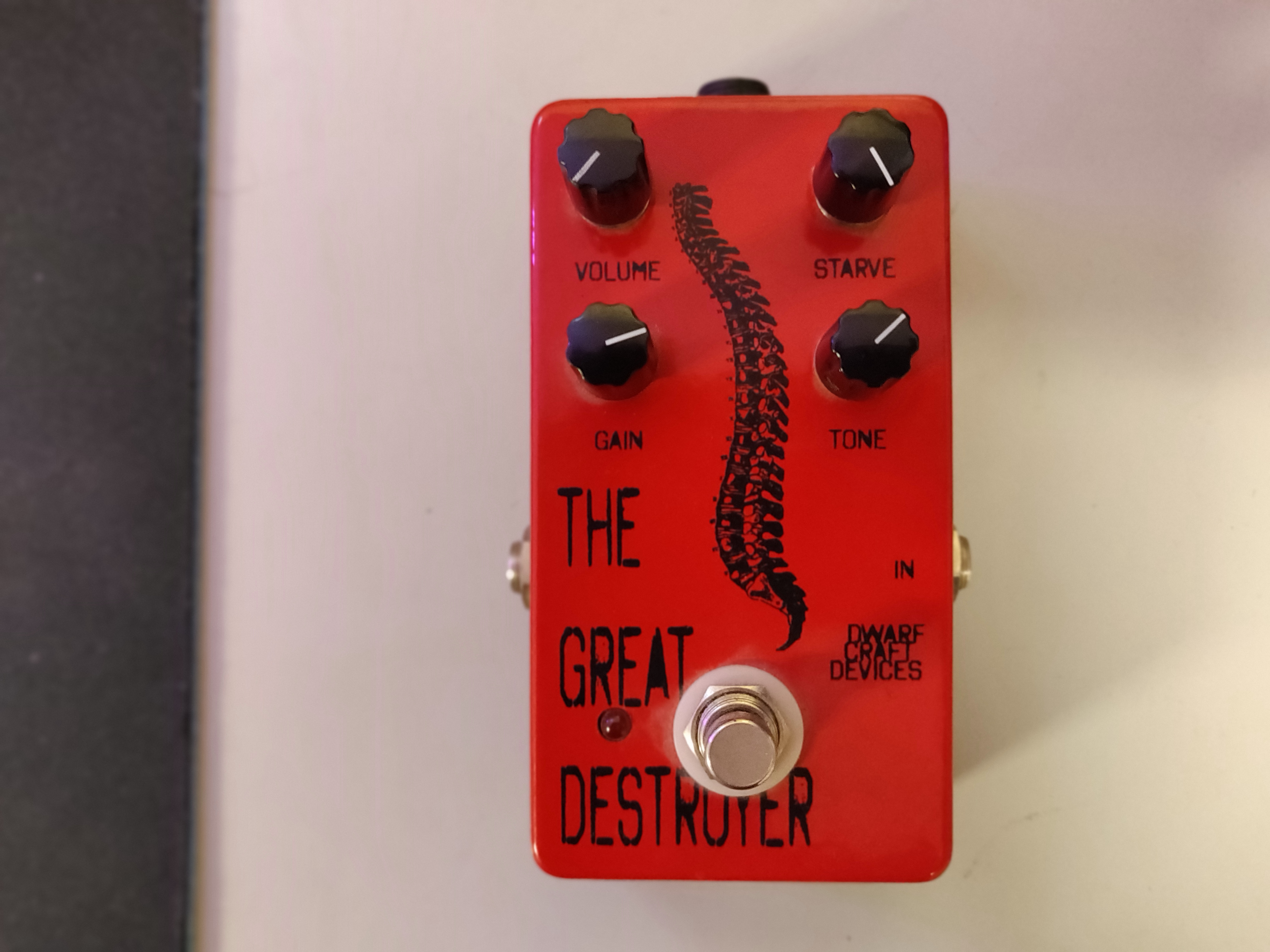 Videos, images, audio files, manuals for Dwarfcraft Devices Fuzz