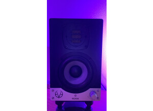 Eve Audio SC204 (23095)
