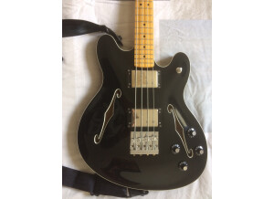 Fender Special Edition Starcaster Bass (73926)